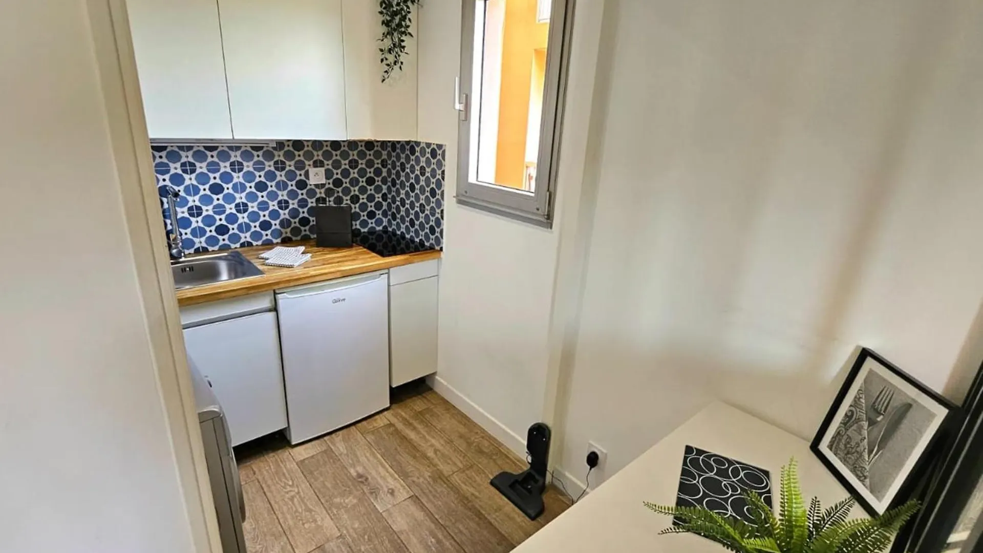 Renovated Apartment With Balcony And Modern Style Saint-Mandrier-sur-Mer 0*,  France