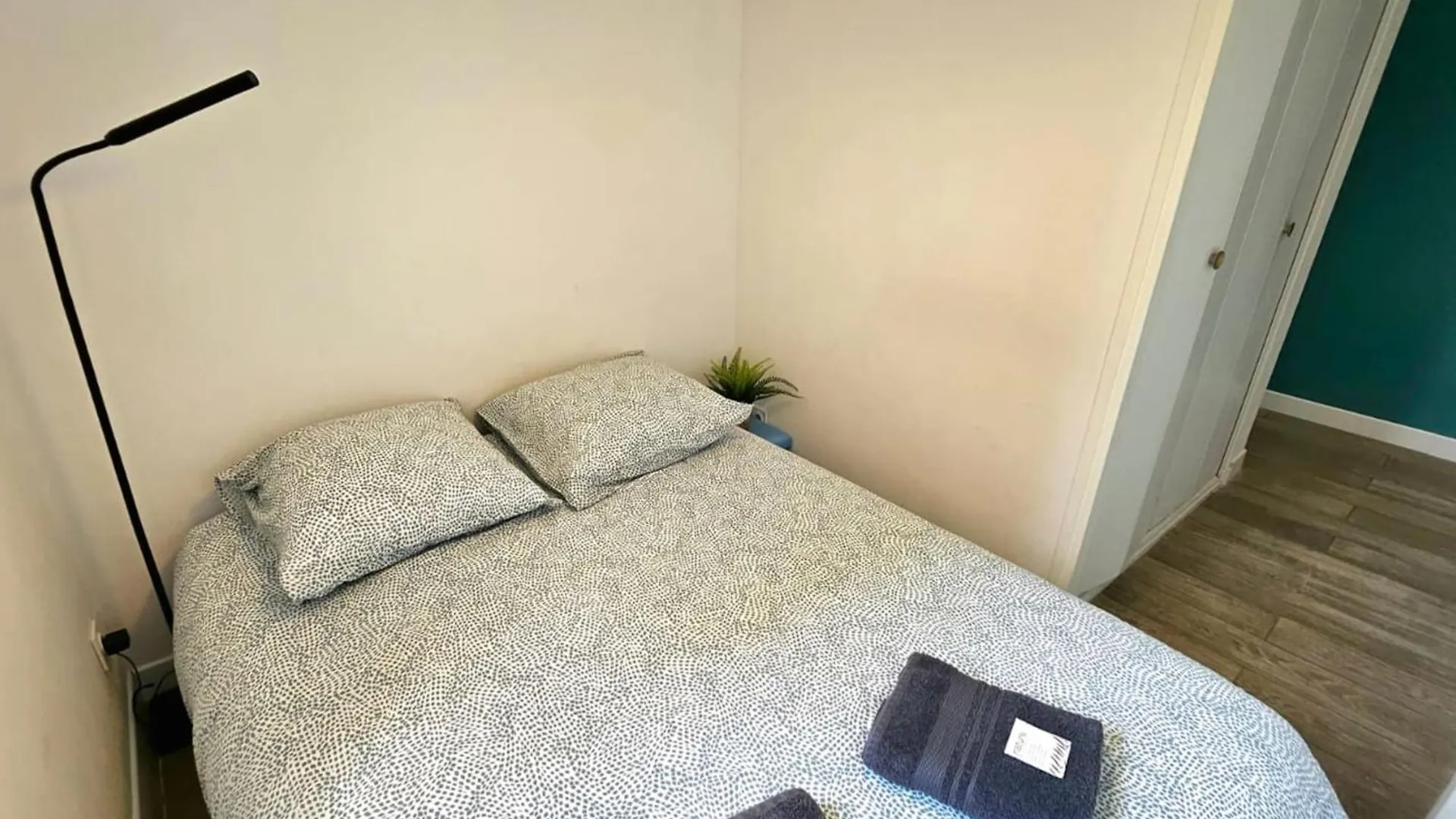 Renovated Apartment With Balcony And Modern Style Saint-Mandrier-sur-Mer 0*,